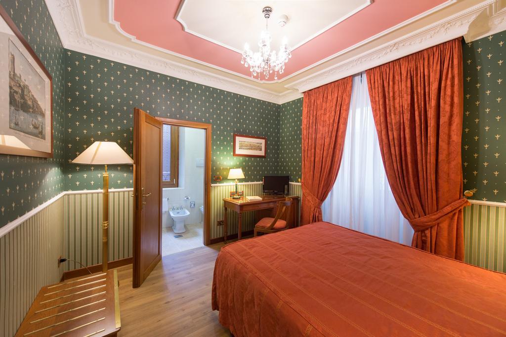 Strozzi Palace Hotel Florenz Exterior foto